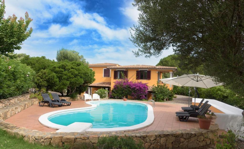 Residence Agrifoglio Monte Petrosu Exterior photo